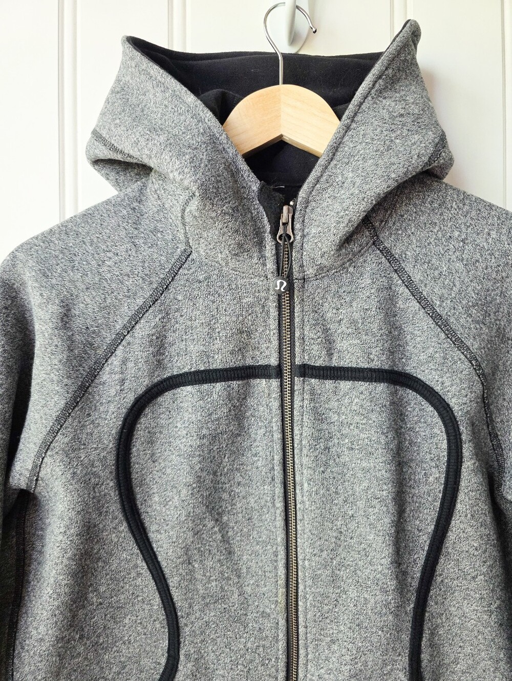 Lululemon Scuba Full Zip Hoodie Grey Black Size 12 - Picture 2 of 9